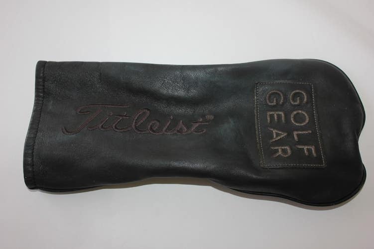 TITLEIST GOLF GEAR DRIVER HEADCOVER