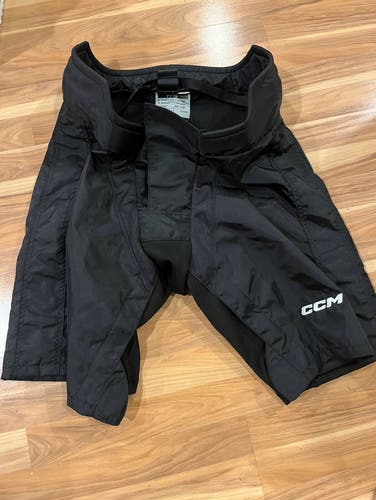 Black Medium CCM PP90 Pant Shell Pro Stock (Used)