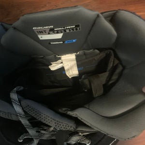 Intermediate Small Bauer Elite Hockey Goalie Pants (Used)