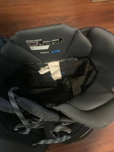 Intermediate Small Bauer Elite Hockey Goalie Pants (Used)