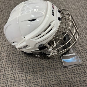 Medium Bauer Re-Akt 95 Helmet (New)