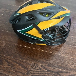 Jamaican themed Cascade R Helmet