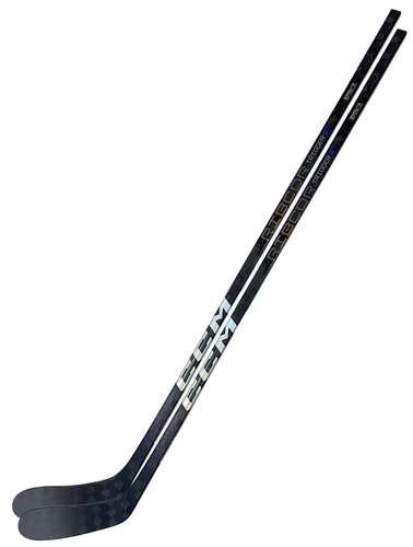 2 pack CCM Ribcore Trigger 9 Pro RH 70 Flex P28