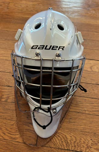 Intermediate 2024 Medium Bauer 940 Goalie Mask (Used)