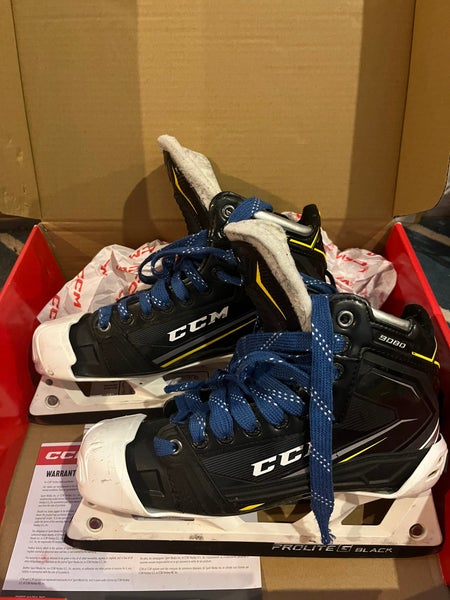 CCM Tacks 9080 Hockey Goalie Skates Wide Width 6 (Used)