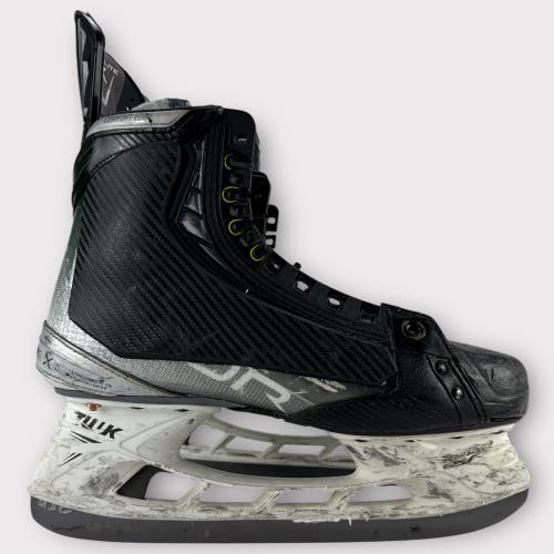 Pro Stock Used Bauer Size 9/9.5 Vapor Hyperlite Hockey Skates