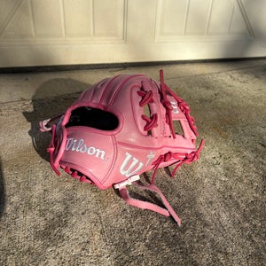Wilson A2000 RH Infield Baseball Glove 11.25" (Used)