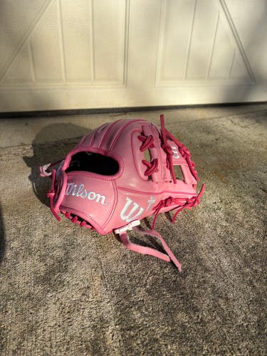 Wilson A2000 RH Infield Baseball Glove 11.25" (Used)