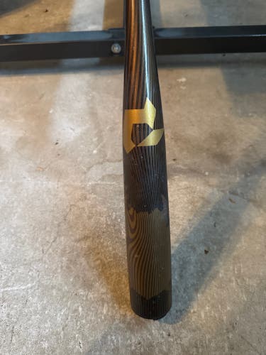 2024 DeMarini Voodoo One Alloy BBCOR Certified Bat (-3) 29 oz 32" (Used)
