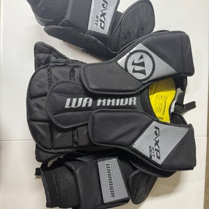 Small / Medium Warrior Ritual XP Goalie Chest Protector (Used)