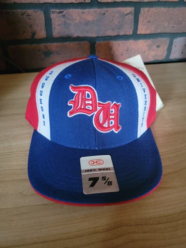 Headmaster Campuswear Signature Series Duquesne University Pittsburgh, PA Fitted Hat, Size 7 5/8