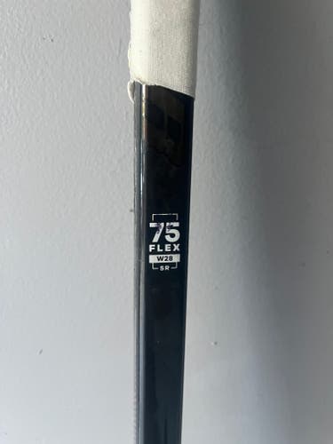 Warrior Covert QR6 pro Left Hand Hockey Stick W28 (Used)
