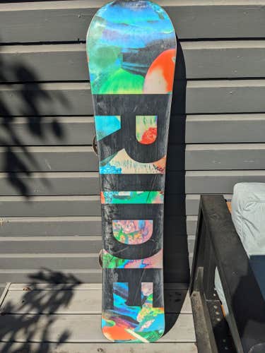 Women's Ride Saturday Snowboard 148 CM - Bindings Union Milan Smalls(Used)