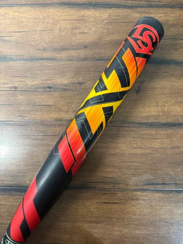 Louisville LXT 33/22 (-11) Fastpitch Softball Bat