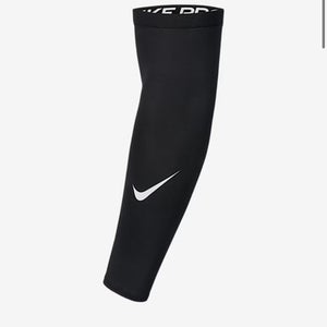 New NIKE PRO SLEEVE 11834-97SBURLINGSLEEVE