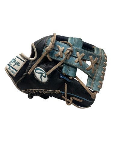 Used Rawlings PRO205-32CW BB/SB Glove RH Throw White/Black/Royal 11 3/4" 11835-S000198049