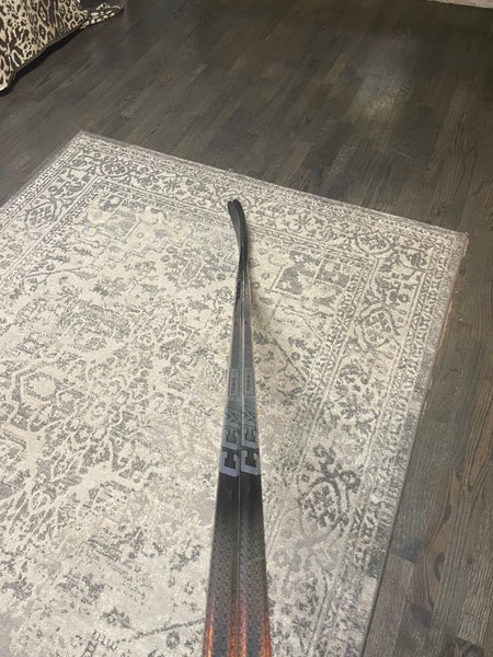 New 2 Pack FT8 Pros (75 flex P28) Right Hand