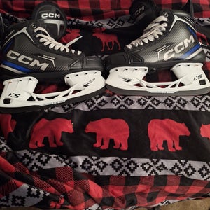 CCM Tacks Classic Pro Hockey Skates Regular Width 10