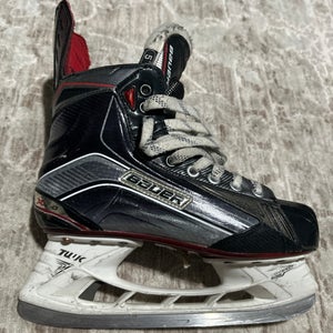 Bauer Vapor X800 Hockey Skates Extra Wide Width Size 5 (Used)
