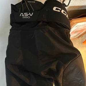 Men's Youth Large CCM Tacks AS-V Pro Hockey Pants (Used)