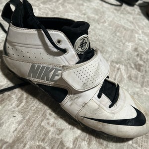 White and Black Men's Size M 10.0 (W 11.0) Adult Nike Huarache Cleats (Used)