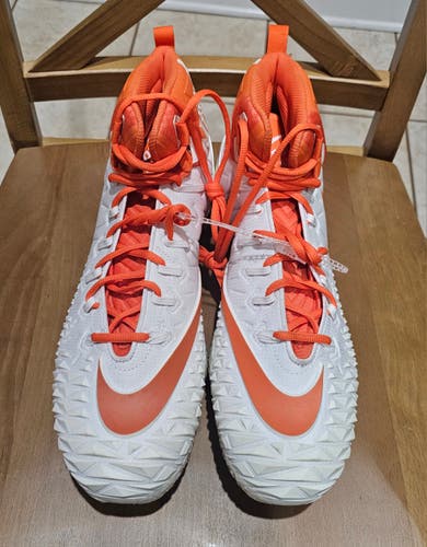 Men's Size M 14.0 (W 15.0) Nike (New)