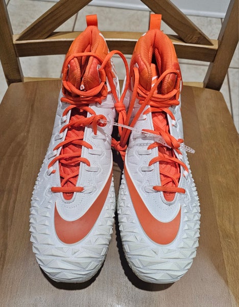 Men's Size M 14.0 (W 15.0) Nike (New)