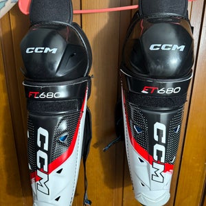 Senior CCM Jetspeed FT680 16" Shin Pads (New)