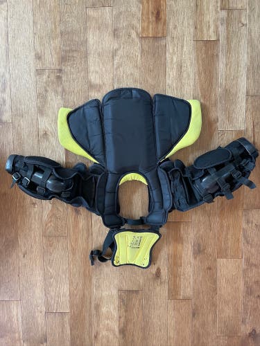 Large  Warrior Ritual GT2 Goalie Chest Protector (Used)