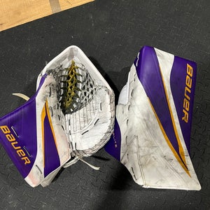Bauer Goalie Hyperlite 2 Pro Stock glove set