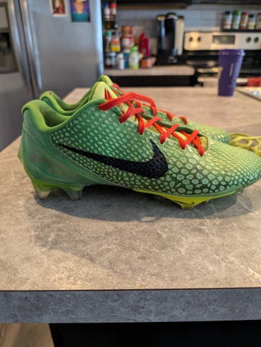 Nike Kobe Grinch 10.5
