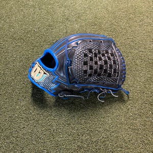 2024 Wilson RH Infield Staff Baseball Glove 11.75" (Used)