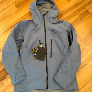 Arc’teryx Alpha SV Men’s Large Light Blue Gore Tex
