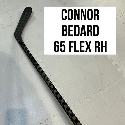 Senior(1x)Right Bedard 65 Flex 63”
ProBlackStock™
Unbranded Pro Stock Hockey Sticks