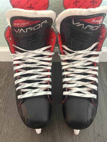 Bauer S23 Vapor Select (SMU) Hockey Skates Regular Width 10 (New)