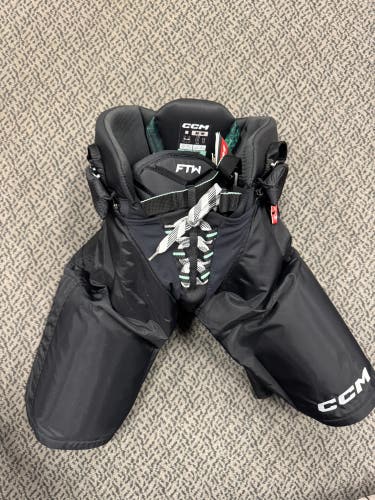 Women's Senior Medium CCM Jetspeed FTW Hockey Pants (New)