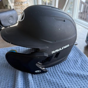 Small Rawlings Batting Helmet (Used)