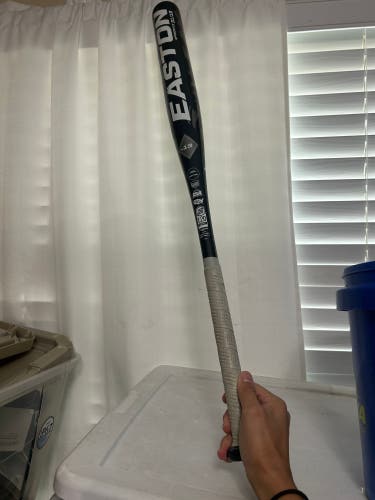 Easton Crystal Alloy Bat (-13) 18 oz 31" (Used) softball bat