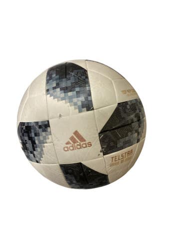 Used Adidas ADIDAS SOCCER BALL All Size Soccer Ball White 5 11884-S000052294