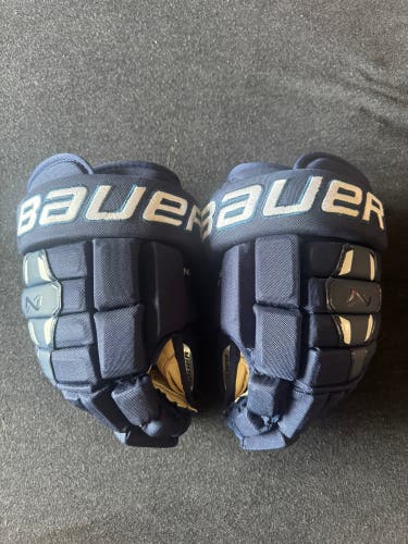 Bauer Nexus 2900 Gloves 13" (Used)