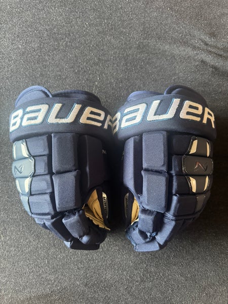 Bauer Nexus 2900 Gloves 13" (Used)