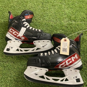 CCM JetSpeed Vibe (SMU) Hockey Skates | Size 5 (Wide)