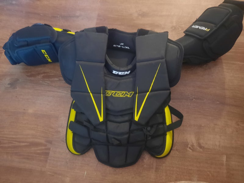 Large/Extra Large CCM Premier Goalie Chest Protector (Used)