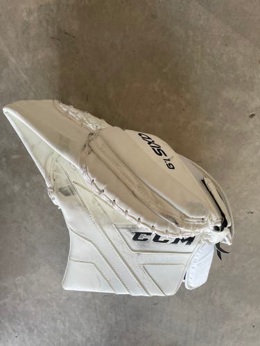 CCM Axis 1.9 Regular (Used)