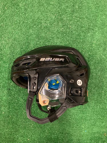 Black Medium Bauer Re-Akt 150 Helmet