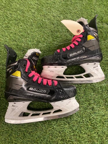 Bauer Supreme 3S Pro Hockey Skates | Size 3