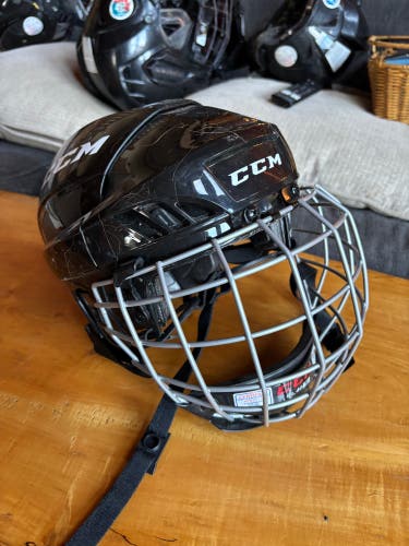 Small CCM FL40 Helmet (Used)