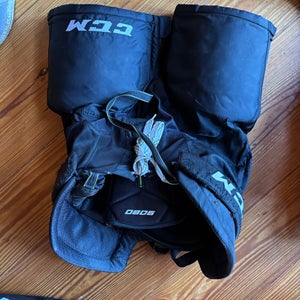 Men's Senior Small CCM Tacks 9080 Hockey Pants (Used)