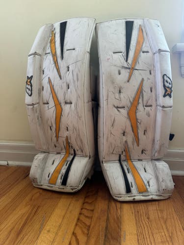 29" Brian's Netzero Goalie Leg Pads (Used)