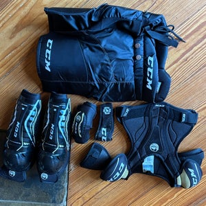 Youth Small CCM Little Penguins hockey starter set